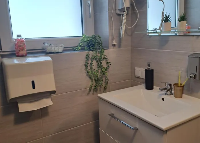 Zakatek Dorimaks בית אירוח *