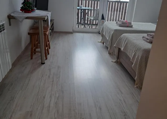 בית אירוח Zakatek Dorimaks זאבוייה